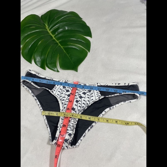 NEW Rip Curl Sun Shadow Luxe Hipster Bikini Bottom [SZ Large‎ ] - Picture 2 of 12